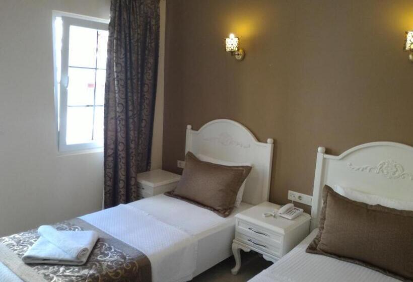 اتاق اساندارد با چشم‌انداز جانبی به دریا, Enda Boutique Hotel Kalkan