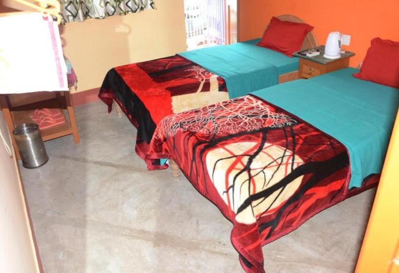 اتاق اکونومی, Kundanbazar Guest House