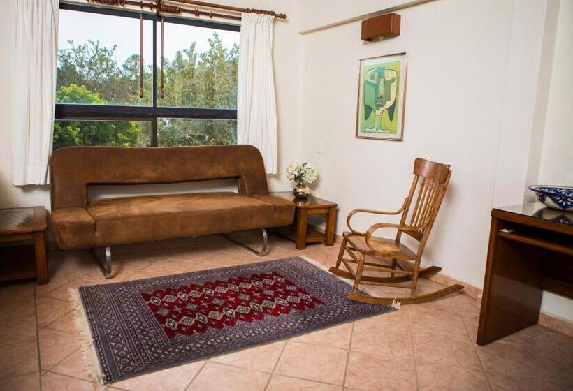 Suite, Casa Bugambilia, Un Pequeño Hotel En Tepoztlán