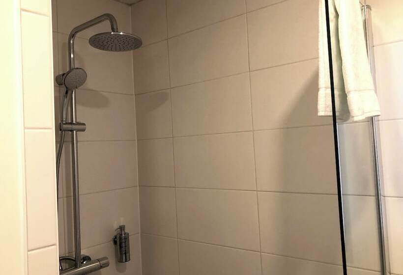 Basic Room, Fletcher Hotel   Resort Spaarnwoude
