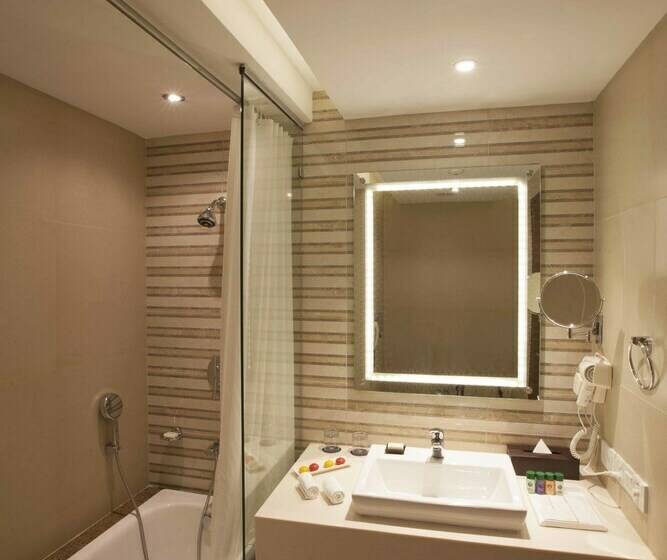 Номер Deluxe, United 21 The Grand