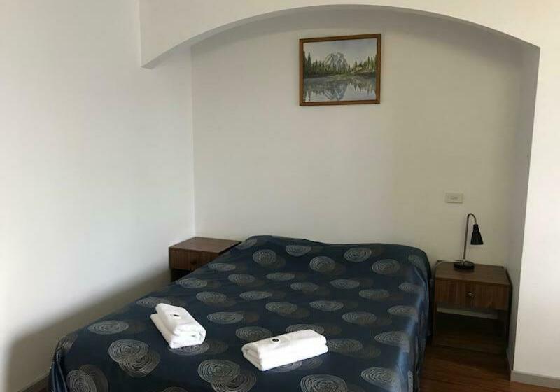 Семейный Номер, Beaconsfield Lodge Motel