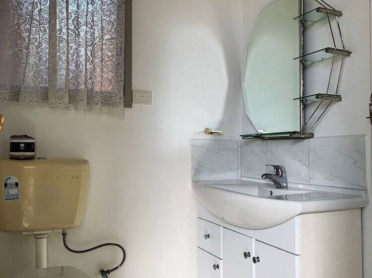 Номер Стандарт, Beaconsfield Lodge Motel