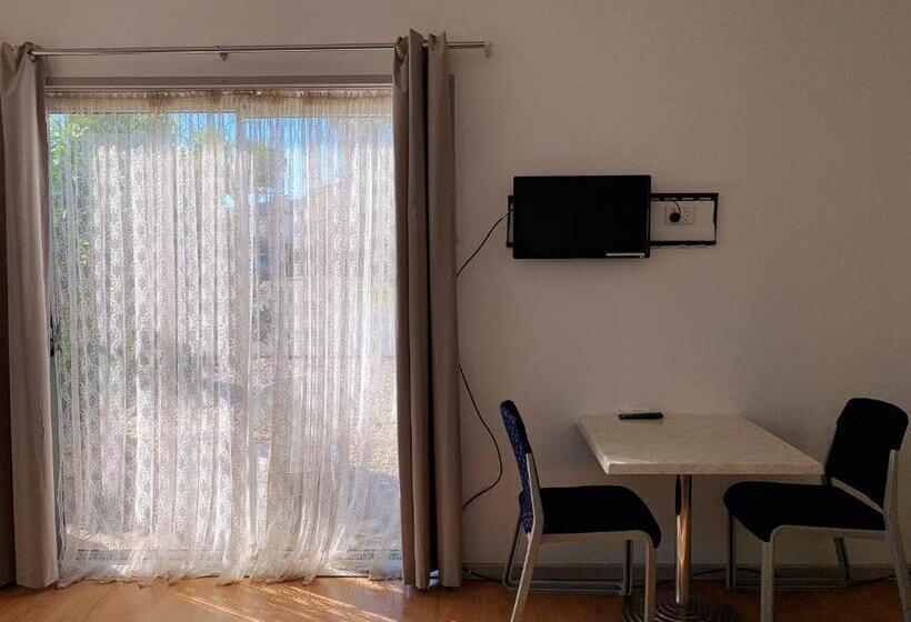 Номер Стандарт, Beaconsfield Lodge Motel
