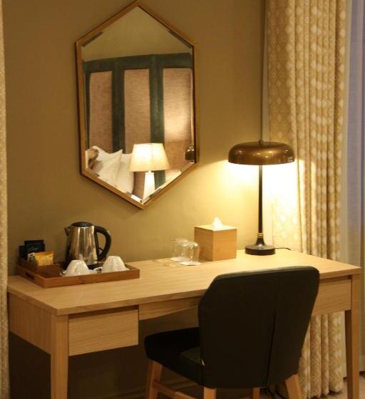 Люкс Повышенной Комфортности, The Bell Hotel, Saxmundham
