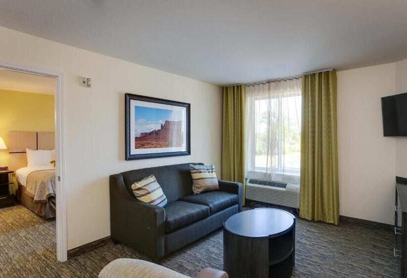 Люкс Кровать Кинг, Candlewood Suites College Station, An Ihg
