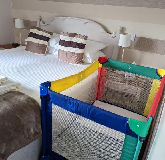 اتاق سوپریور با تخت بزرگ, The Manor House Inn