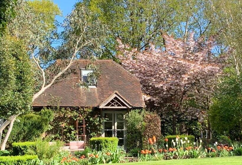 Дом 2 Спальни, Bootmenders B&b