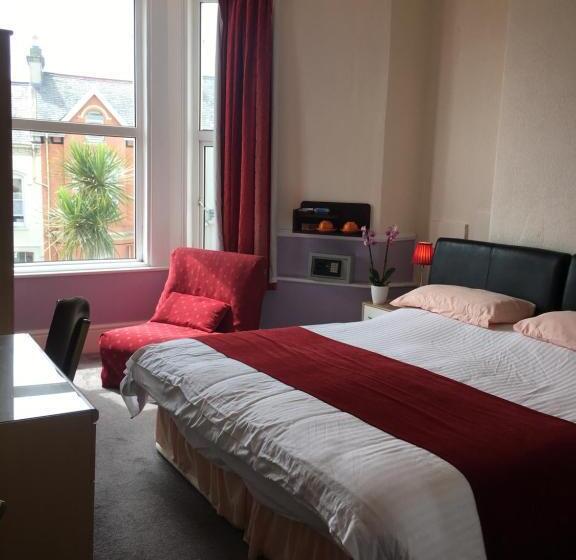 标准间, Adelphi Guest House