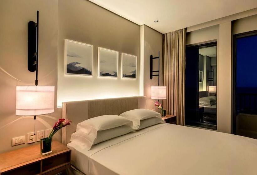 Club Room King Bed, Grand Hyatt Rio De Janeiro