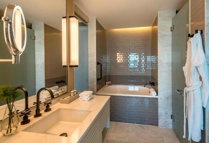 Club Room King Bed, Grand Hyatt Rio De Janeiro