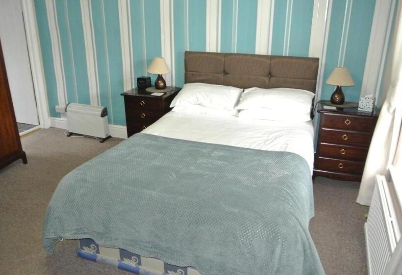 Номер Стандарт, Old Castle Farm Guest House