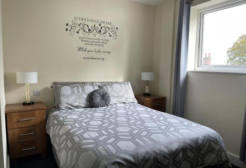 Номер Deluxe Кровать Кинг, The Goodlife Guesthouse
