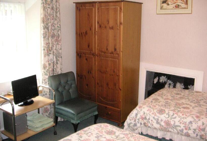 Номер Стандарт Вид на Сад, Ty Newydd Guest House