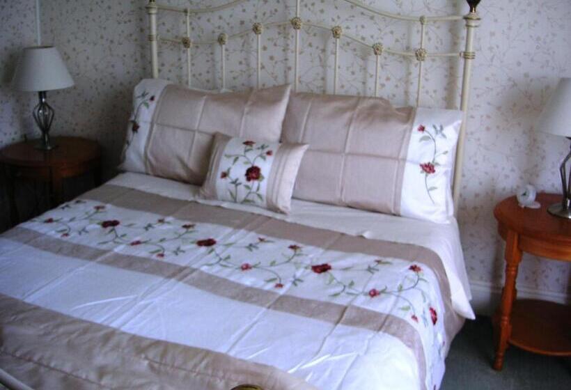 Номер Стандарт Трехместный, Ty Newydd Guest House