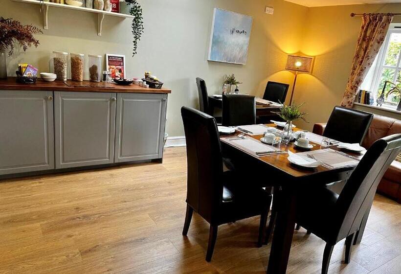 Семейный Номер, New Farm Cheshire B&b