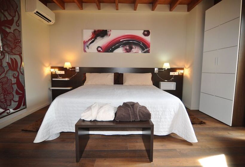 Люкс, Restaurant & Rooms Cabrit