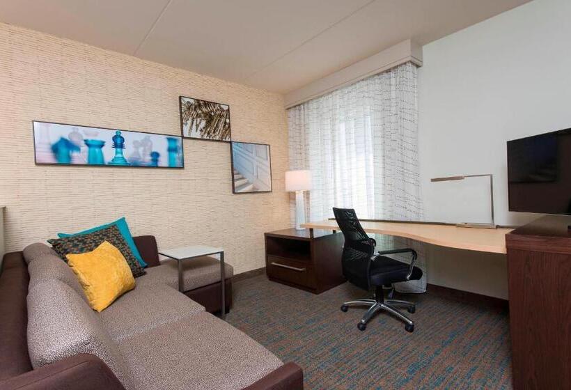 带大床的标准工作室, Residence Inn By Marriott Ann Arbor Downtown