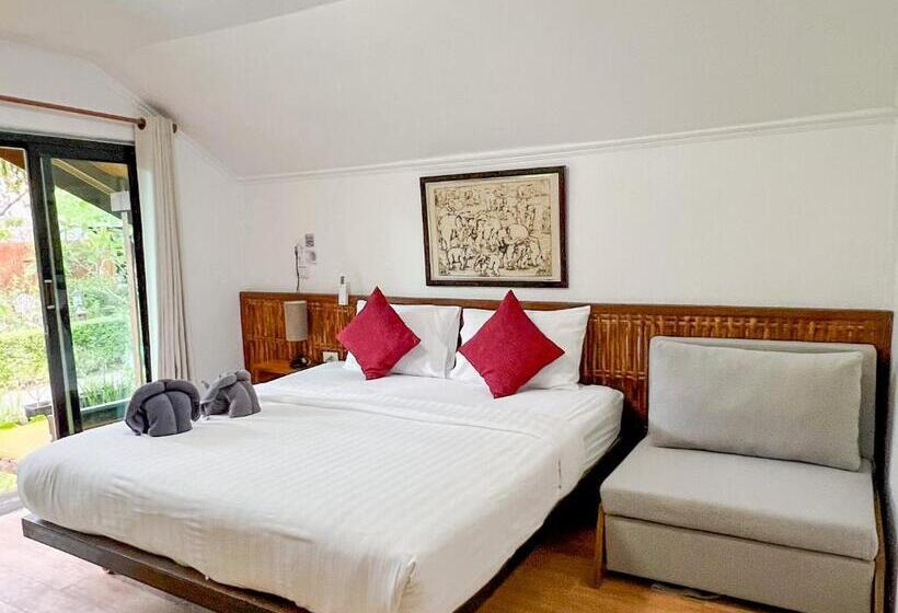 Бунгало Стандарт, Salisa Resort