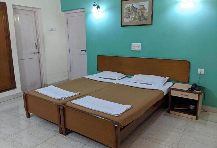 Номер Стандарт, Farmagudi Residency