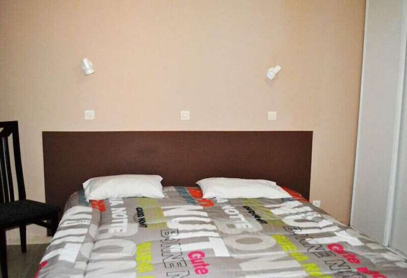 Номер Стандарт, Hôtel Bois Des Espeisses