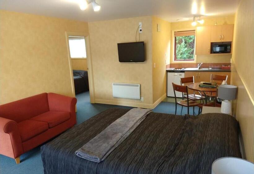 Апартаменты 1 Спальня, Red Tussock Motel
