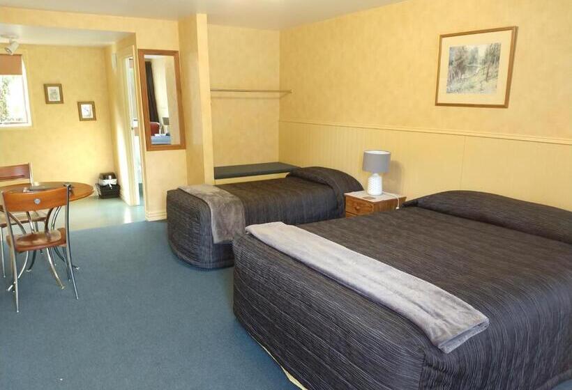 Апартаменты 1 Спальня, Red Tussock Motel