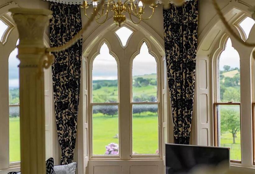 Люкс Повышенной Комфортности, Mellington Hall Country House
