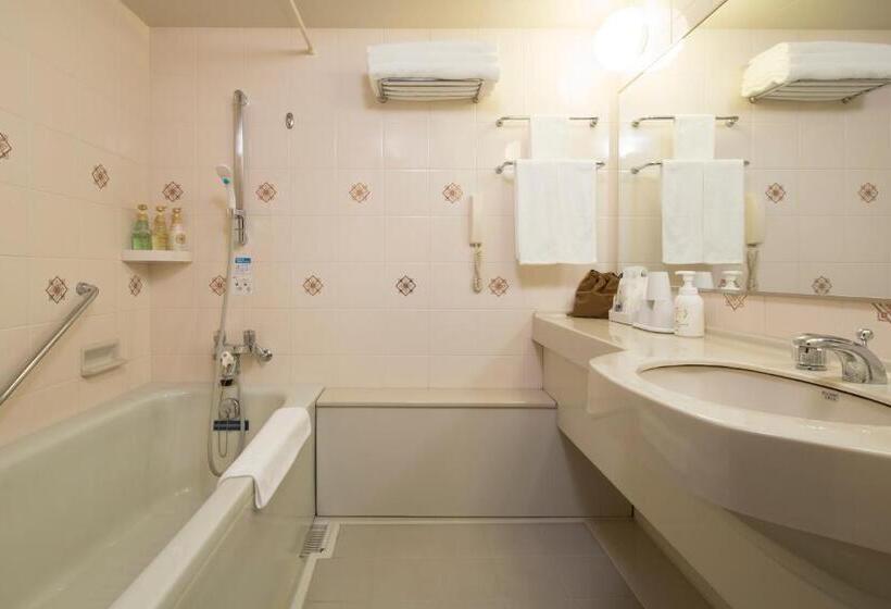 标准三人间, Premier Hotel  Cabin  Obihiro