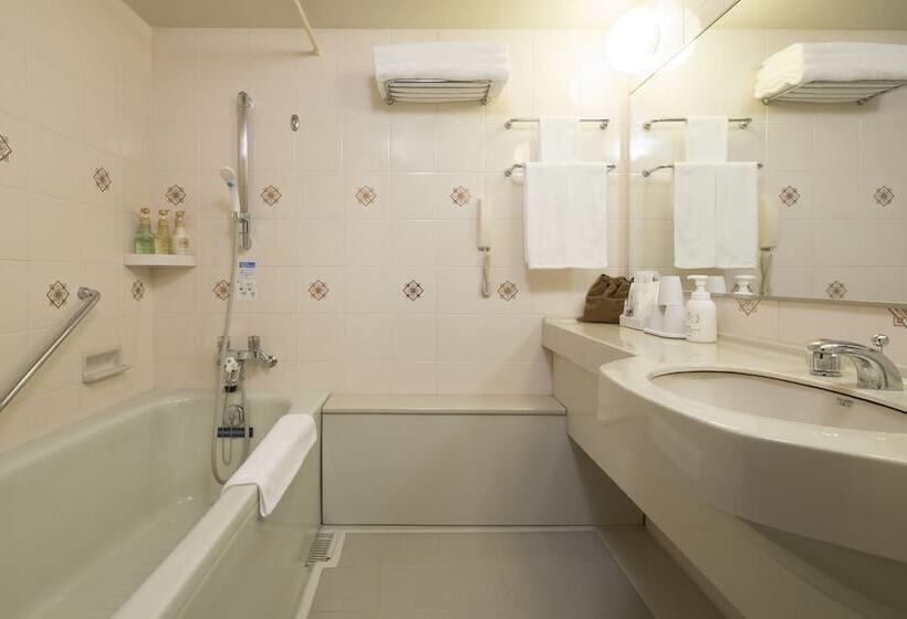 标准三人间, Premier Hotel  Cabin  Obihiro