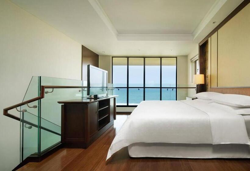 Люкс Кровать Кинг, Sheraton Shenzhou Peninsula Resort