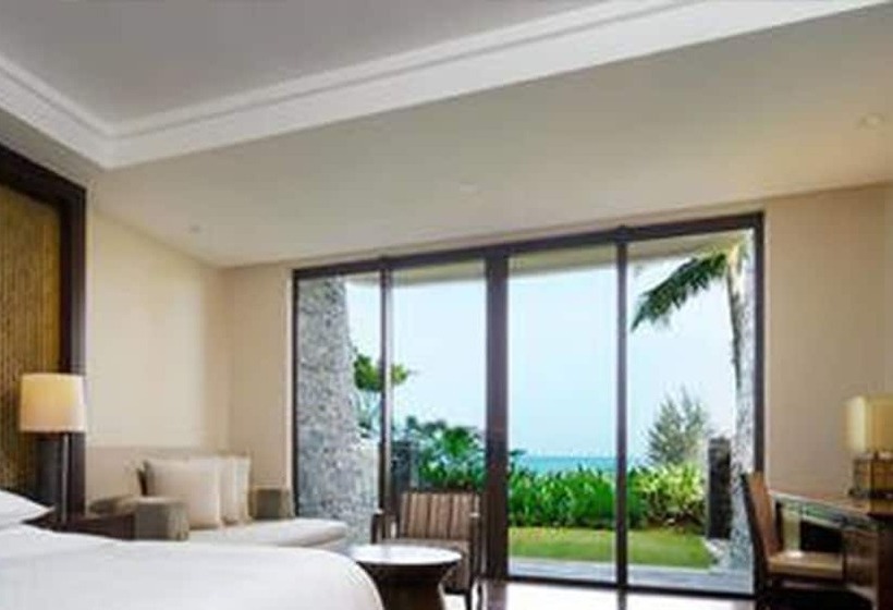 Номер Стандарт Двуспальная Кровать, Sheraton Shenzhou Peninsula Resort