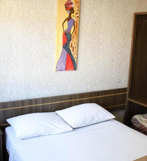Quarto Economy, Holiday Foz