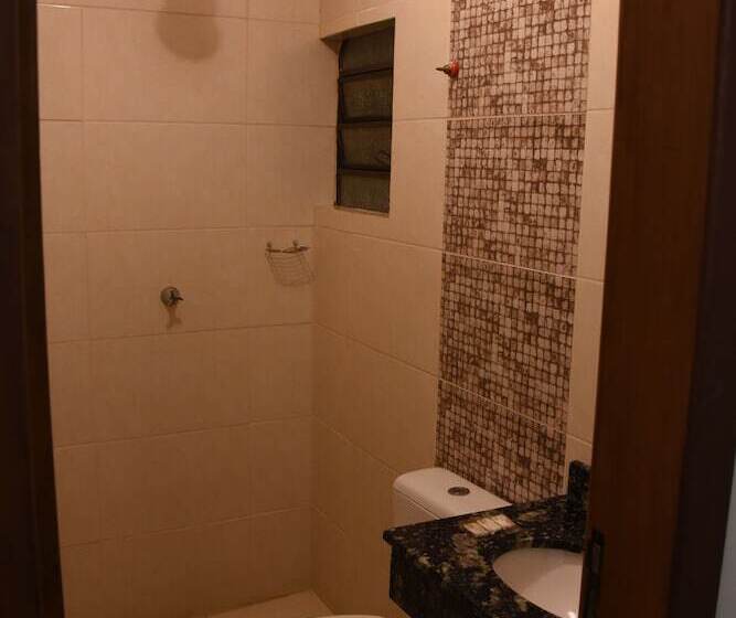 Quarto Familiar, Holiday Foz
