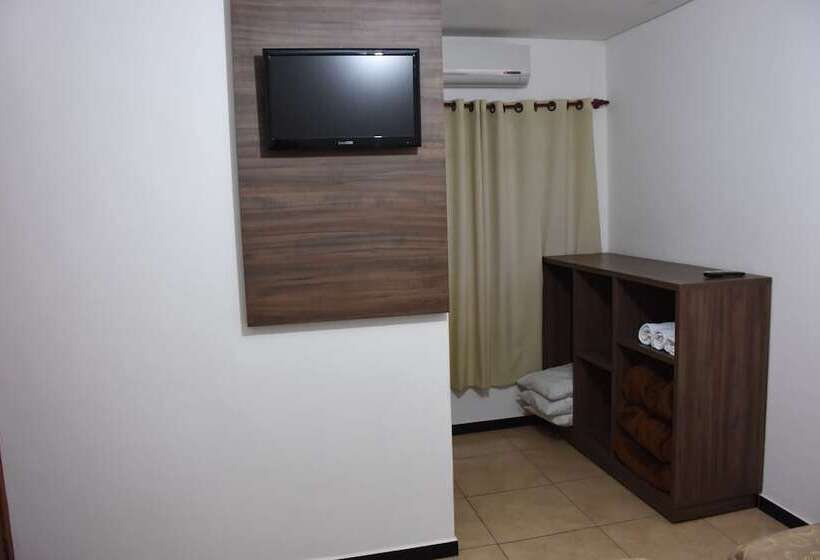 Quarto Familiar, Holiday Foz