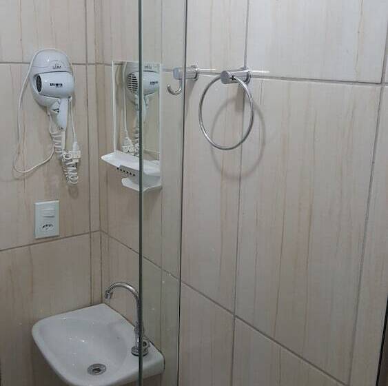 اتاق استاندارد سه نفره, Ht Suites Mobiliadas