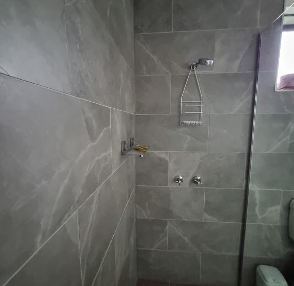 Номер Стандарт, Bidgee Motor Inn