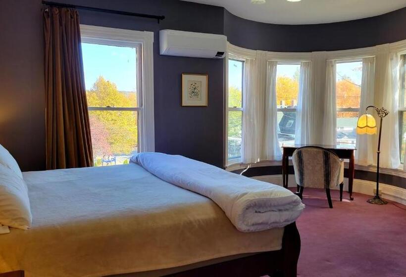 Студия Deluxe, The Elizabeth Inn And Restaurant