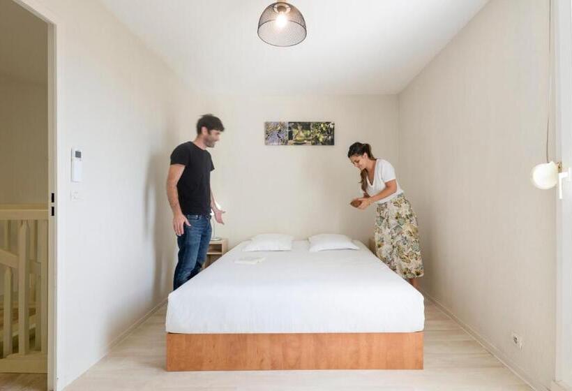 Апартаменты 2 Спальни, Garden & City Aix En Provence  Puyricard