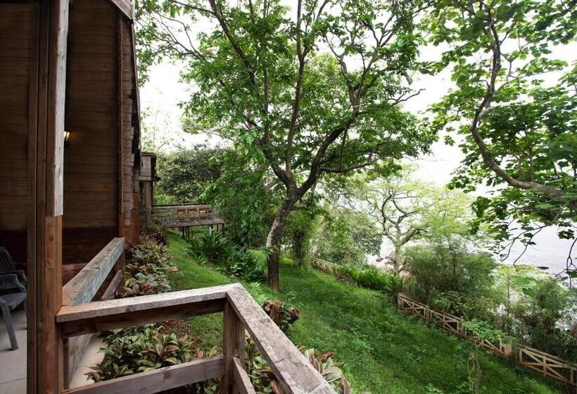 Хижина, Stone Water Eco Resort