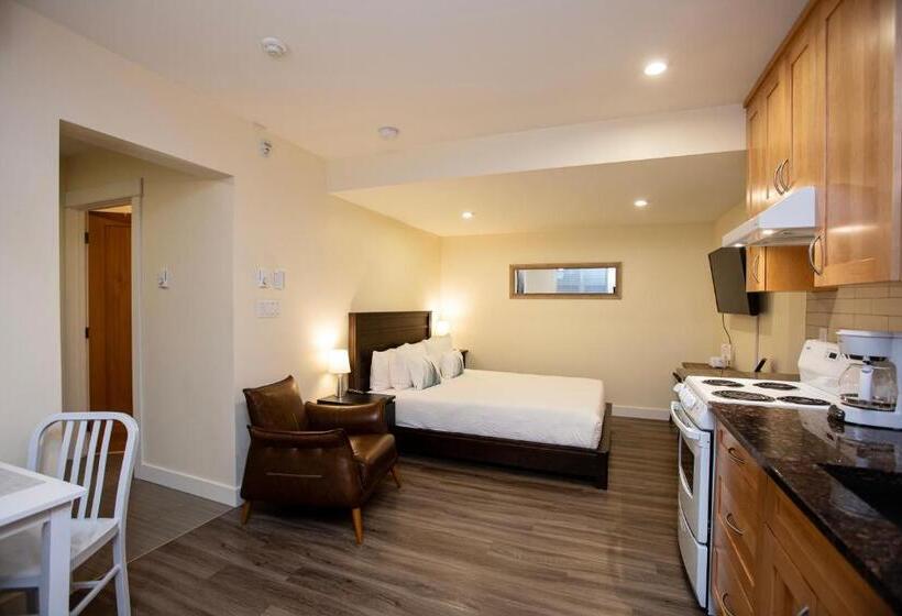 스탠다드 스튜디오 정원 전망, Stirling All Suites