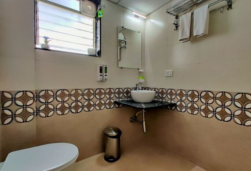 Студио Стандарт с Террасой, Pushpam Lords Resort Karjat  Pure Veg