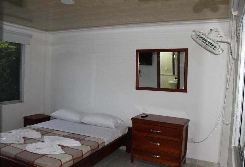 이코노미 트리플 룸, Ecohotel Campo Alegre