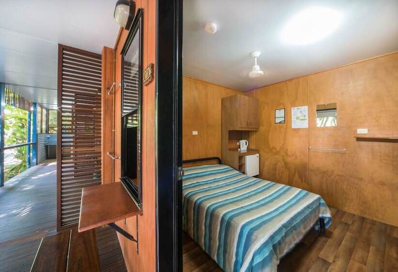 Номер Стандарт, Airlie Beach Magnums   Adults Only