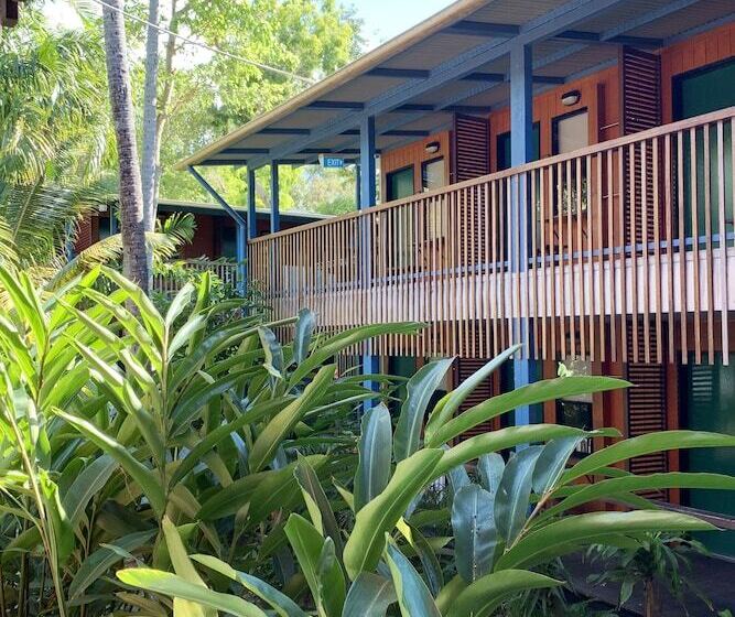 Номер Стандарт, Airlie Beach Magnums   Adults Only