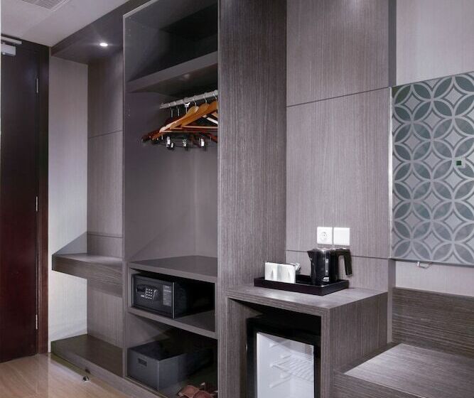 Номер Deluxe, The Alana Hotel & Convention Center Solo By Aston