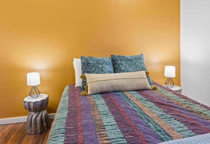 Дом 3 Спальни, Wolfjaw Lodge