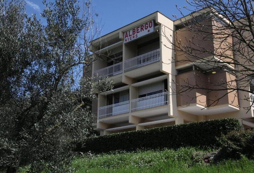 Camera Superiore Singola, Albergo Nyers