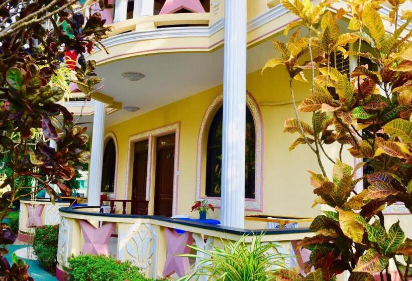 اتاق لوکس, Rico Shadow Guest House