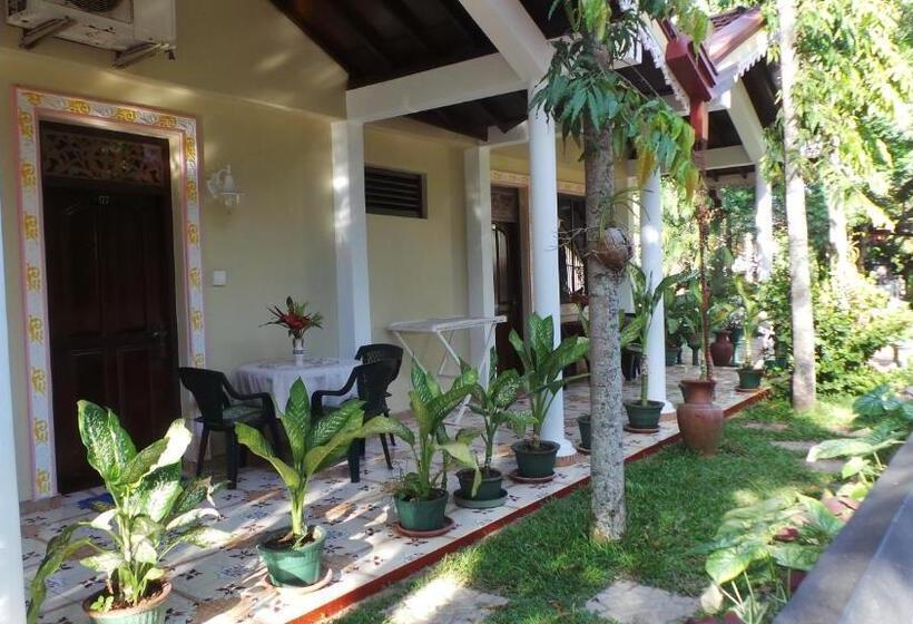 اتاق عادی, Rico Shadow Guest House